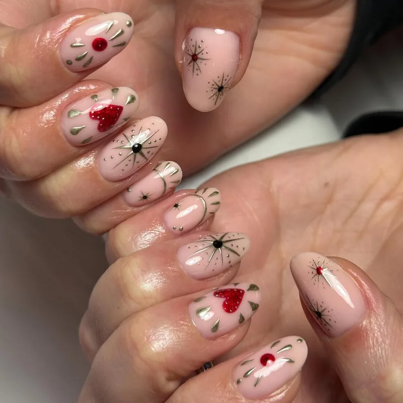 Roses Gel Nails at work